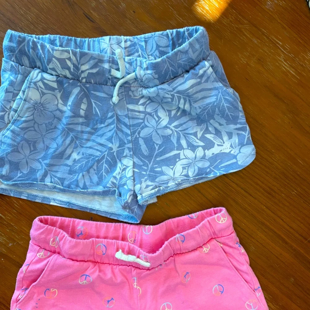 LGirls Hawaiian Cotton Shorts Bundle sz Small 6/7 - Picture 3 of 3